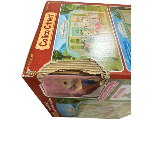 Calico Critters Country Doctor Gift Set Dollhouse Playset Damaged Box - Picture 2 of 3